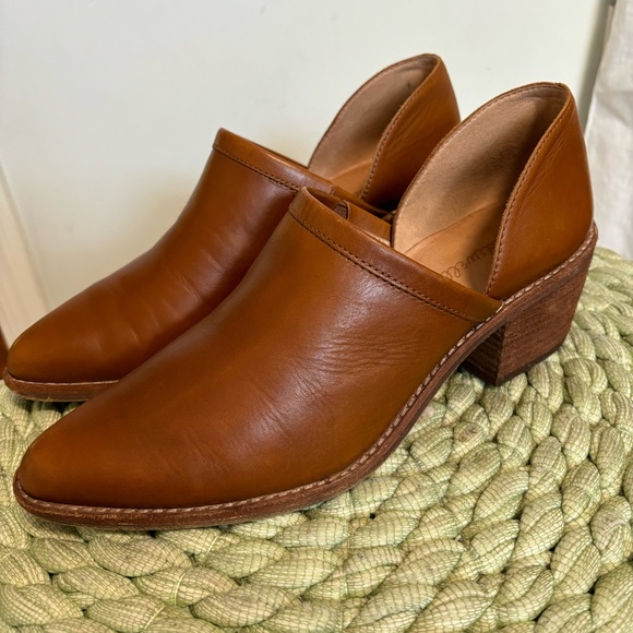 Madewell Shoes - Madewell The Brady Lowcut Bootie In English Saddle Brown Leather